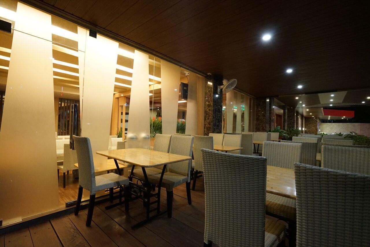 The L Hotel Entertainment Batam Exterior photo
